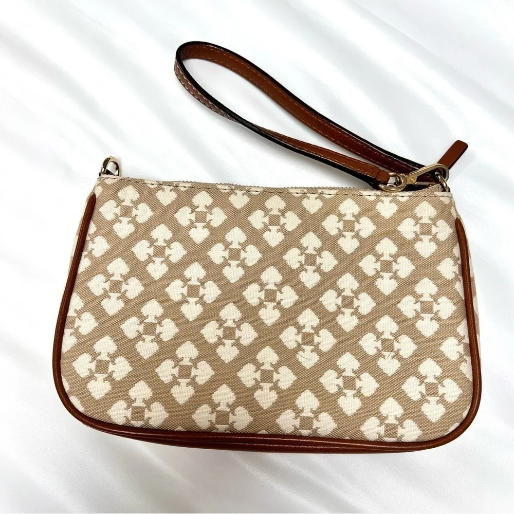Kate Spade Classic Monogram Linet Wristlet Stucco Clutch Purse